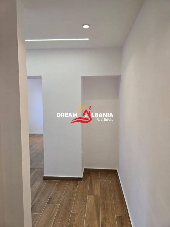 Studio apartment for sale on 4 Deshmoret street, Tirana (ID 41091122)