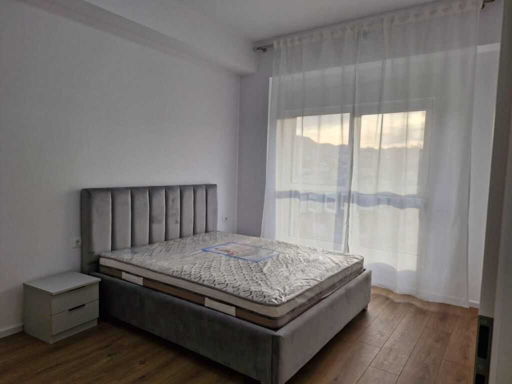Appartamento in affitto a Tirana - zona Ali Demi