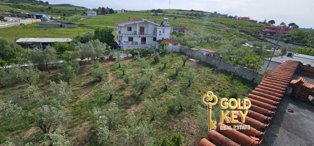 🏡 SHITET 2 VILA ME 6000M2 TOKE  1000m2 TOKE ARE PJEZE SHIJAK
