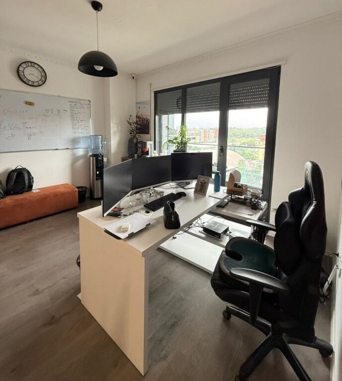 🏢 Ufficio con 4 Ambienti in Affitto vicino al Parco Olimpico
