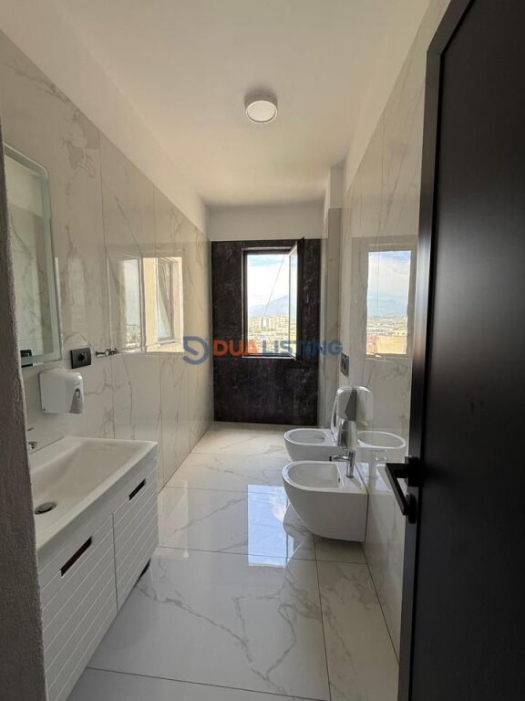 🏢 Ufficio in Affitto 📍 Mine Peza