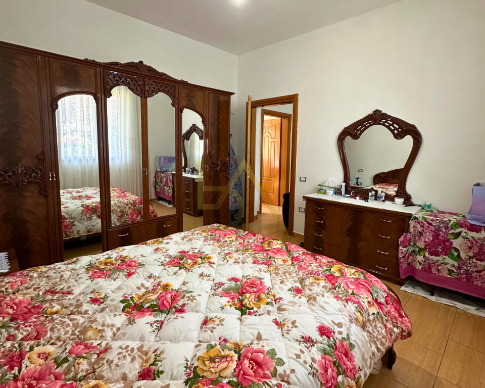 Villa in vendita – Durazzo, Via Unaza