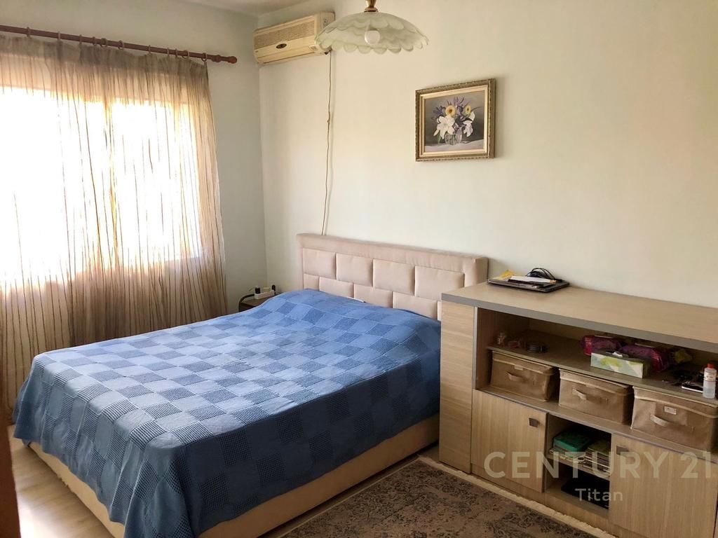 Appartamento 2+1 in affitto a Komuna e Parisit!!