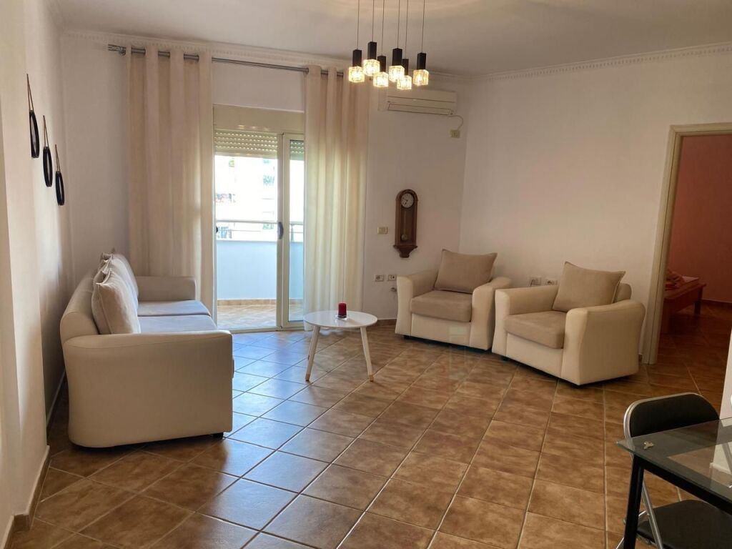 Qera | Apartament 1 + 1 | FRESKU | 350 €/muaj