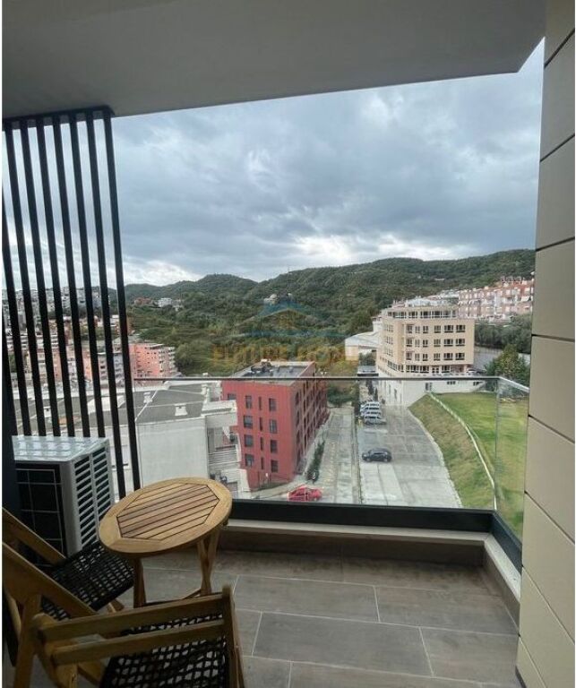 Shitet, Apartament 2+1+2, Kodra e Diellit, Tiranë