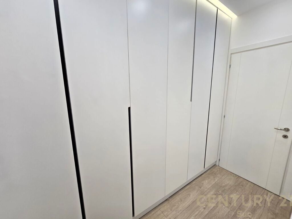 LUXURY APARTMENT 2+1+2 PARKING SPACES NEAR THE DRY LAKE! 1,200 € /Month Total Area  140m2  Internal Area  118m2