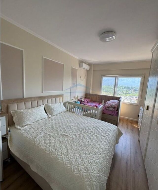 Qera, Apartament 2+1+2 + 2 Poste Parkimi, Liqeni i Thatë ,Tirane .