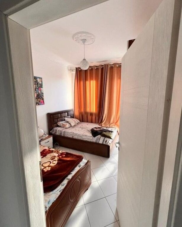 Shesim Apartament 2+1+2 në Shkozë , Tek Kompleksi Tom Doshi