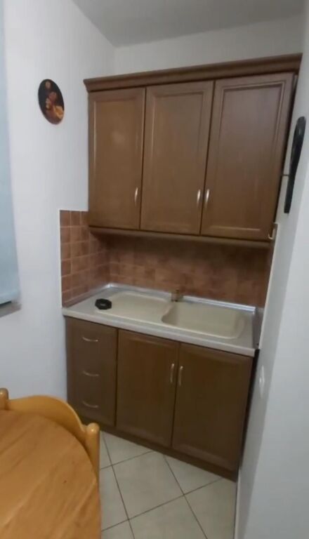 Rent | Apartament 1 + 1 | Ali Demi | 400 €/month