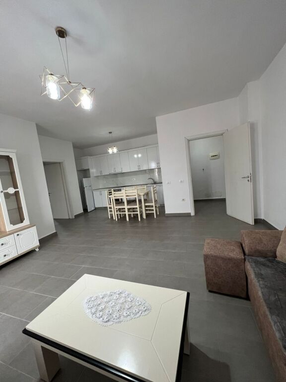 🏡 Shitet apartament 2+1 në Kamëz – gati për banim!
