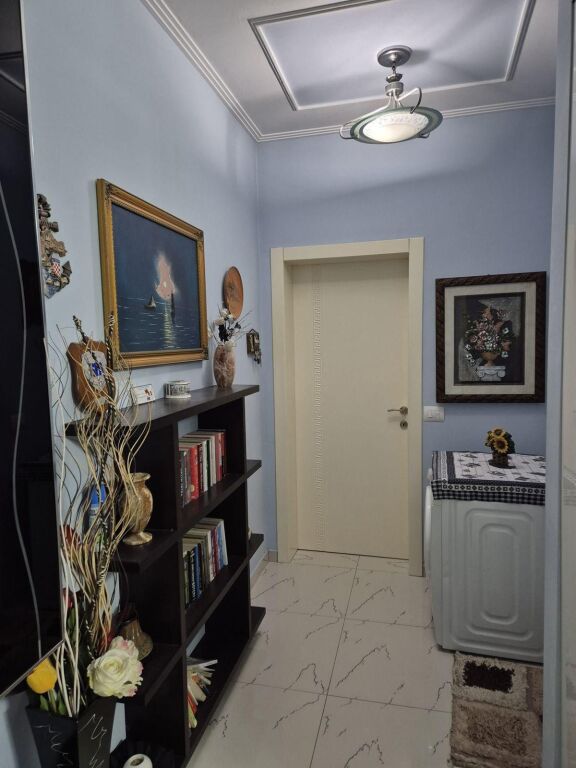 Rent | Apartament 2 + 1 | Ish Tregu Elektirk | 650 €/month