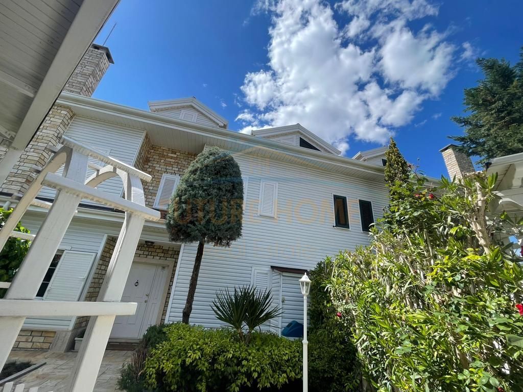 Affitto, Villa su 3 piani, Garden Villa, Teg