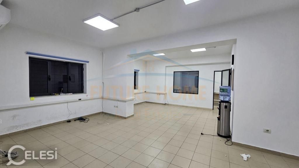 Affitto, Locale per ufficio, Pazari i Ri, Tirana / ELT68779