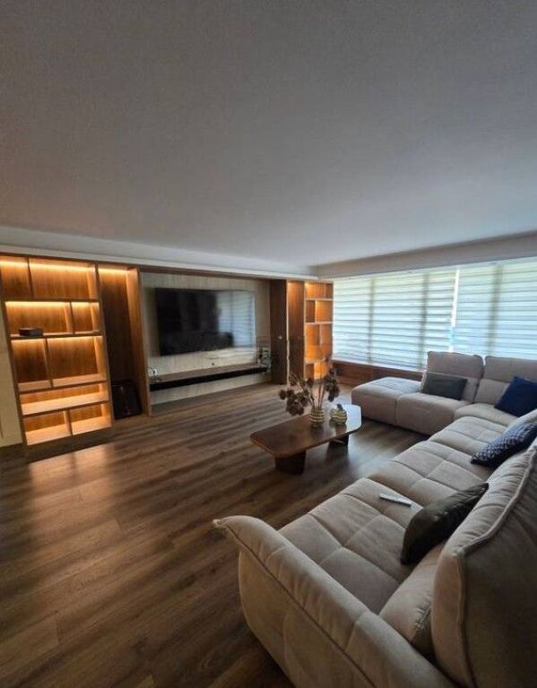 Luxury Villa for Sale in Long Hill Residence – PREMIUM Investment &amp; READY to Live
