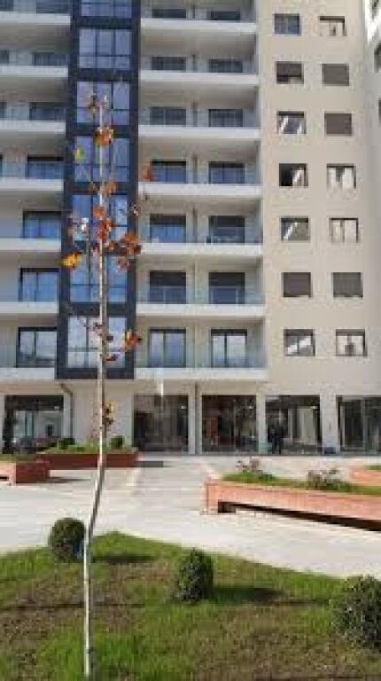 Shitet apartament 2+1, 21 Dhjetori