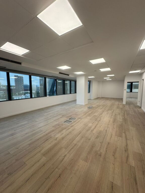 OFFICE FOR RENT IN THE CENTER