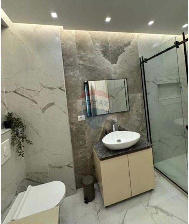 Apartament 1+1 me qira  parkim te Sima Com
