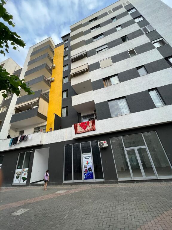 🏡 Shitet apartament 2+1 në Kamëz – gati për banim!
