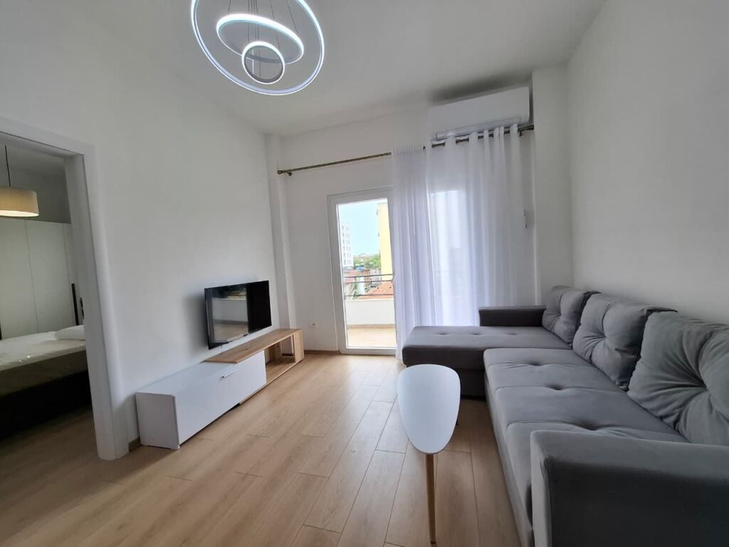 For Rent Apartment +1P. Parking 100% new - First Time for rent 📍 Ali demi- School Struggle for Freedom | 4th Floor (no elevator) 45,000 lek / Month