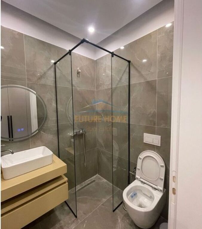 Shitet, Apartament 2+1+2, Kodra e Diellit, Tiranë