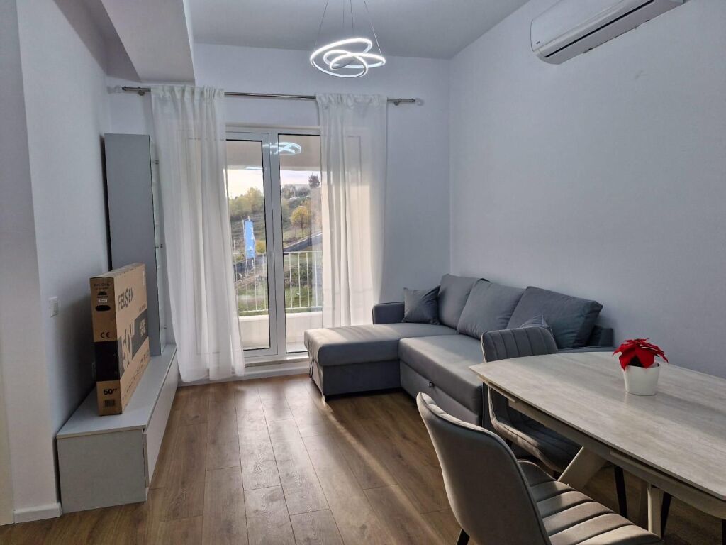 Appartamento in affitto a Tirana - zona Ali Demi