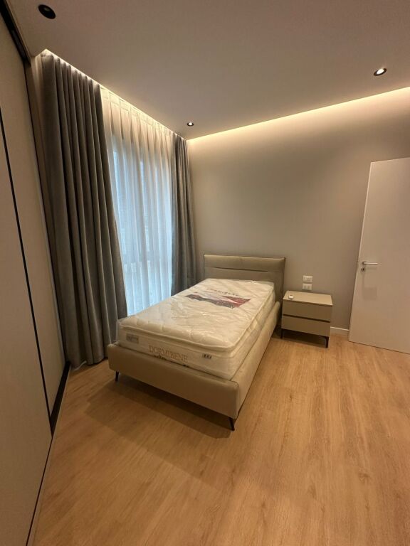 VILË ME QIRA – Rezidenca “Green Valley”, Liqeni i Thatë