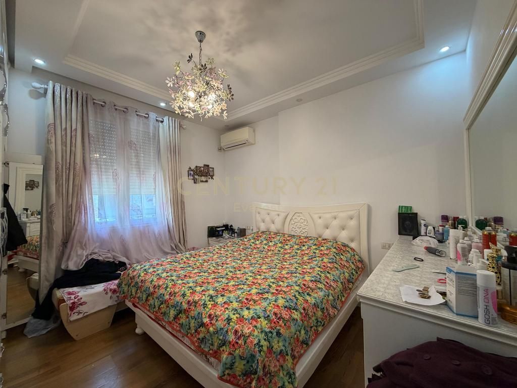 5-MAJI, SHESIM APARTAMENT 2+1+2 !