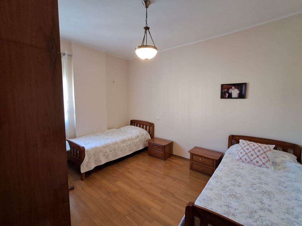 Jepet me qira apartament 2+1 në Durrës
