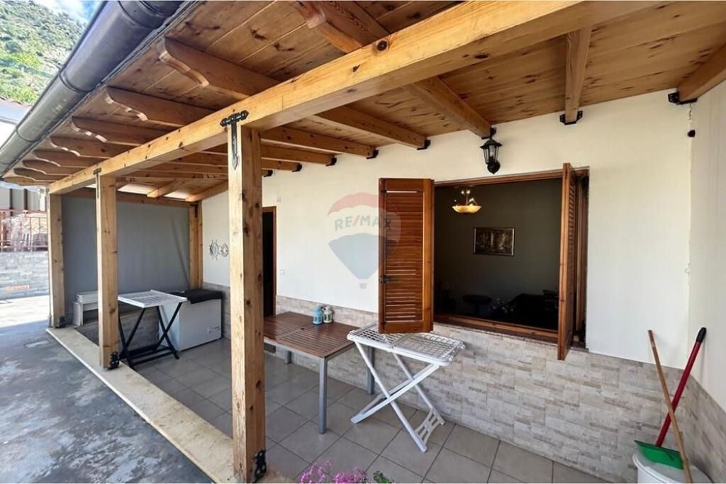 🏡 SHTËPI PRIVATE 1+1 ME QIRA PRANË CENTRALIT, VLORË