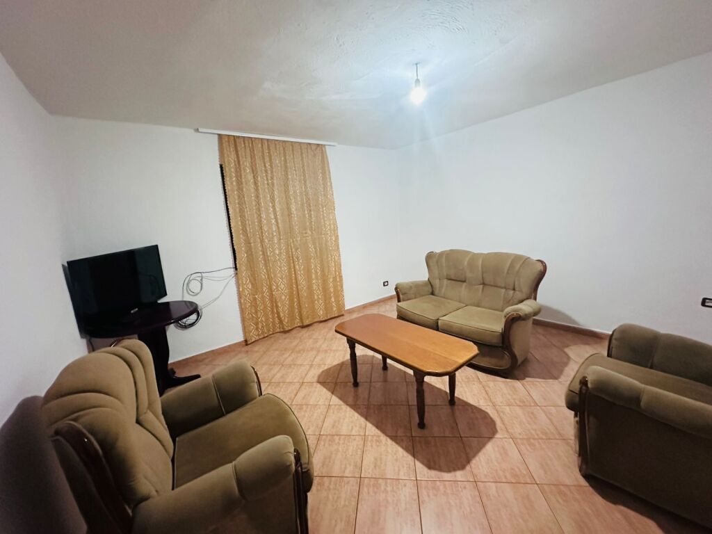 Appartamento 1+1+1 Balcone In Affitto