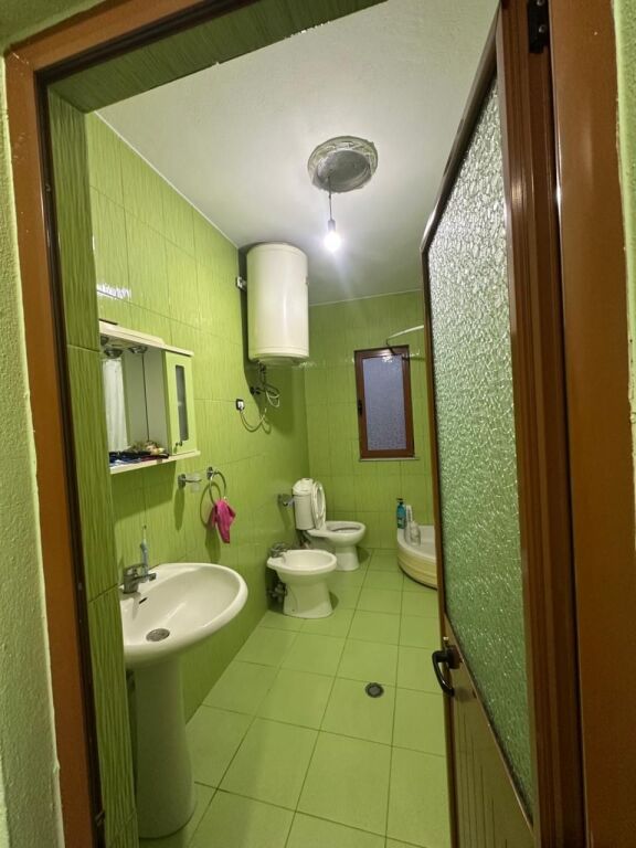 🏡 Jepet me Qera Apartament 2+1 📍 Rruga Jordan Misja💰 Çmimi: 40.000 lek/muaj