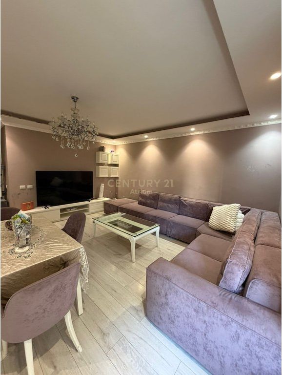 SHESIM APARTAMENT 3+1+2 NE KOMUNEN E PARISIT!!!