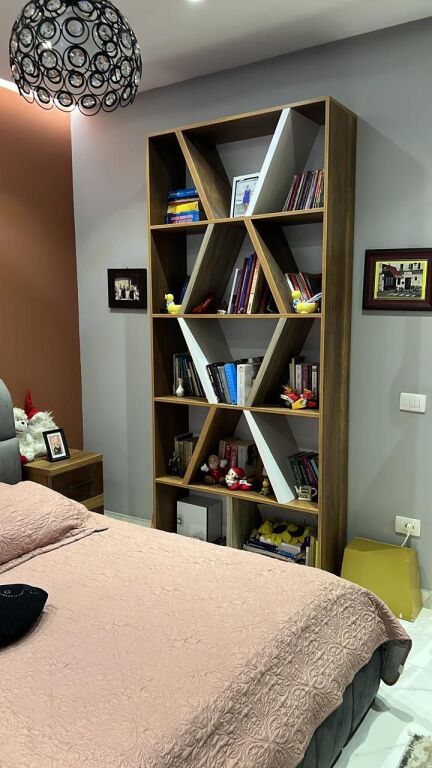 Shitet Apartament 2+1+2+2 Garazhde ne Fresk / Mbrapa 2 Luaneve