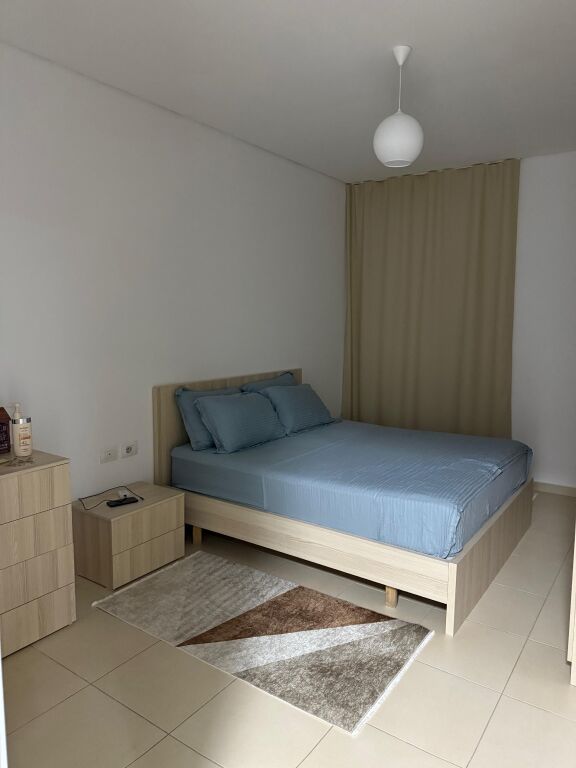 For rent Apartment 1+1 Building with arrow