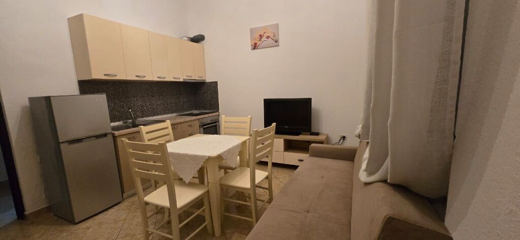APARTAMENT ME QERA 1+1