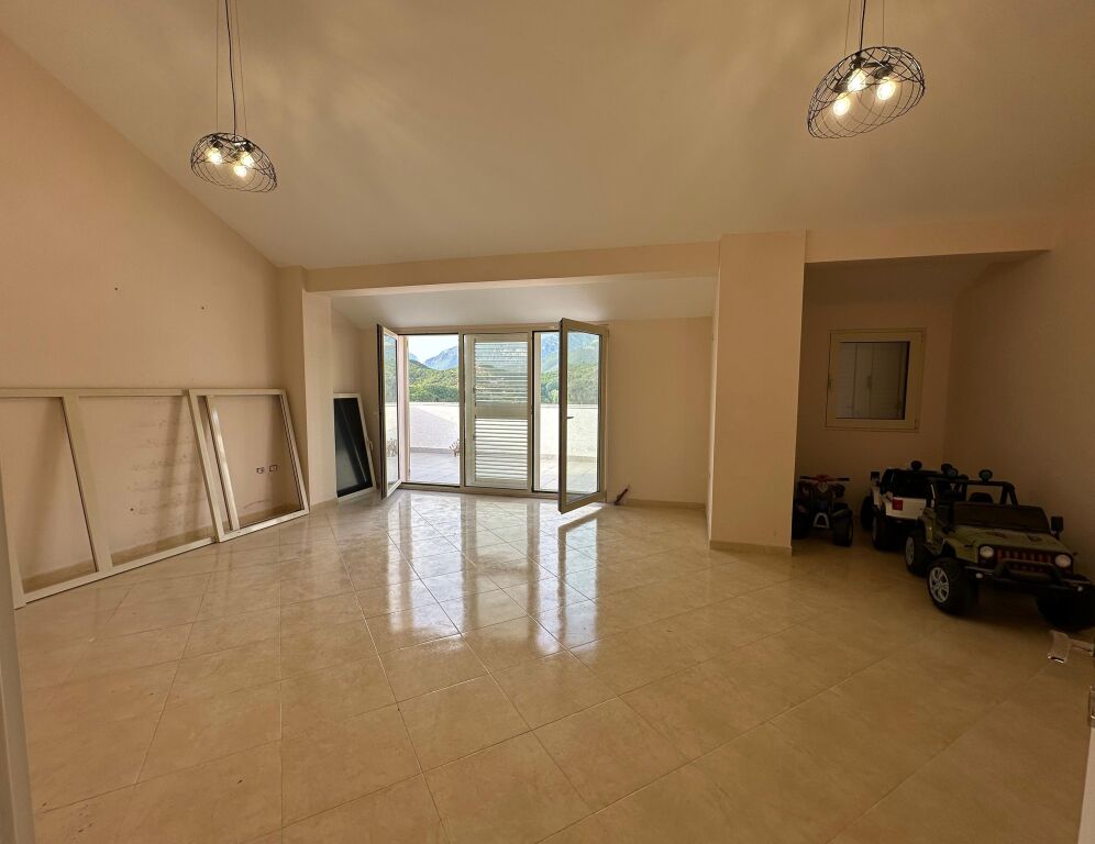 SUPER APARTAMENT 2+1 PËR SHITJE NË FRESK