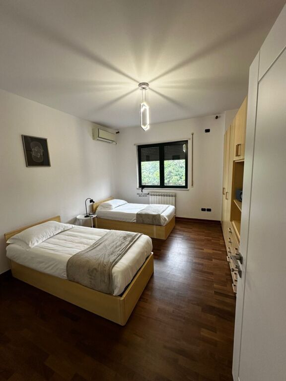 APPARTAMENTO IN AFFITTO 2+1+2 LAGO DI TIRANA 1.600 EURO FH-72980