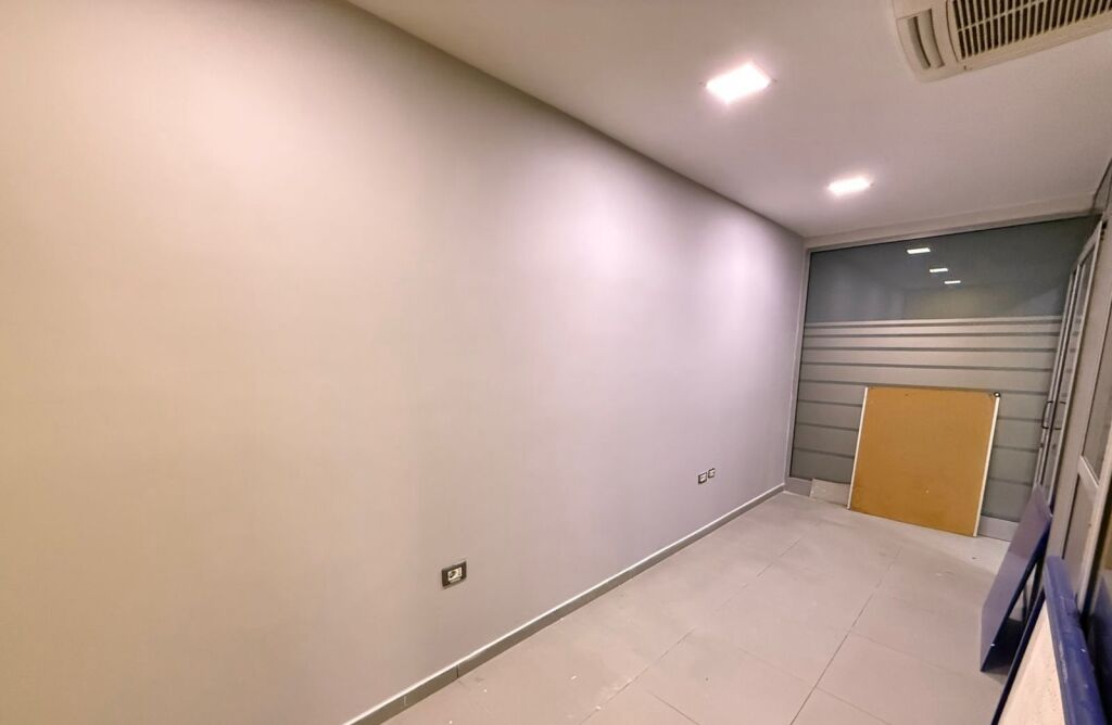 Shitje | Ambjent Biznesi | Rruga e Kavajës | 590000 €