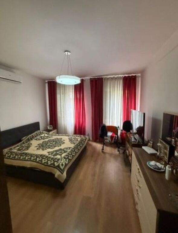 Apartament 2+1+2+2 ballkone ne shitje , Yzberisht