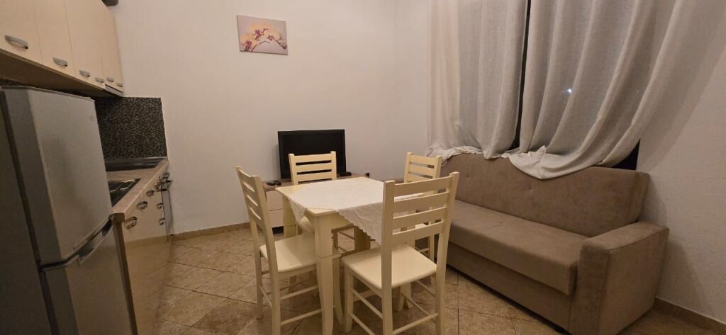 APARTAMENT ME QERA 1+1