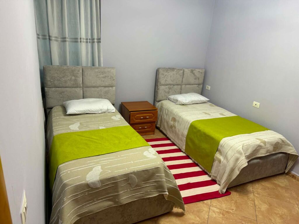 Qera | Apartament 3 + 1 | Kompleksi Uslluga| 900 €/muaj