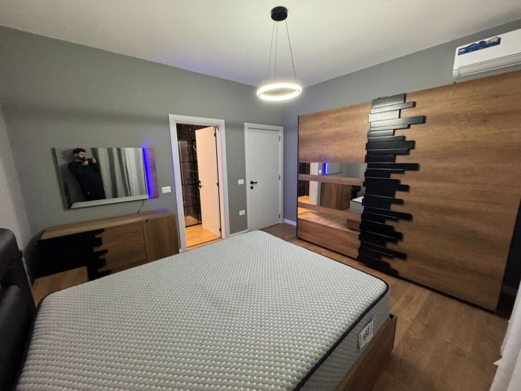 🏡 Appartamento 2+1+2 + Posto Auto in affitto 📍 Giardino Zoologico, Tirana