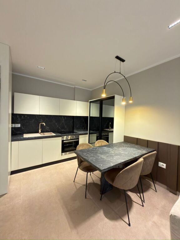 ‼️Jepet me qira Apartament 1+1+Parking tek Sima Com , Unaza e re 📍 ‼️