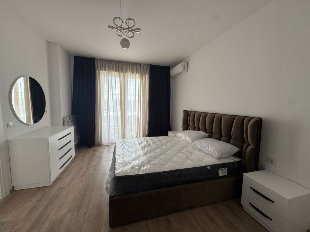 Apartament 2+1 per qera Univers City !