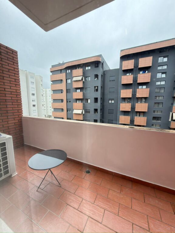 ‼️Jepet me qira Apartament 1+1+Parking tek Sima Com , Unaza e re 📍 ‼️