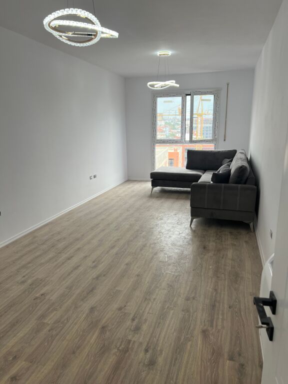 🏡 Apartament 1+1 për Qira – Color Splash, Paskuqan