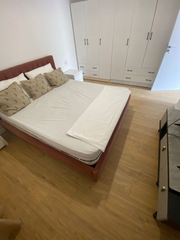 Jepet me Qera 1+1+Verande 21 Dhjetori