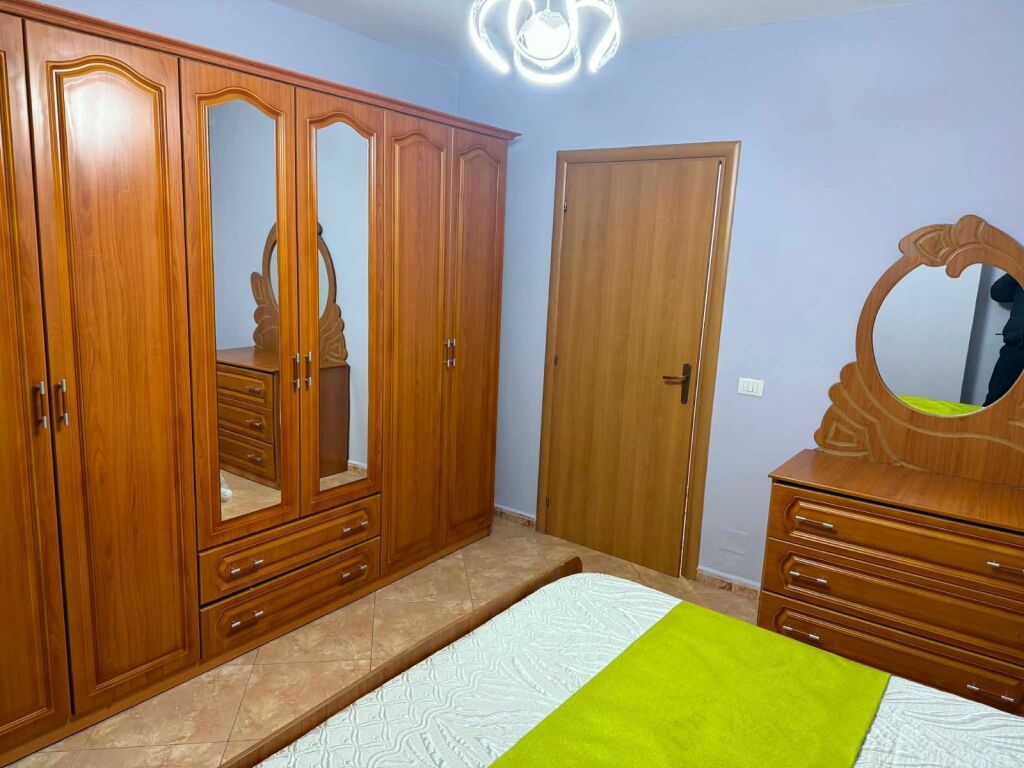 Qera | Apartament 3 + 1 | Kompleksi Uslluga| 900 €/muaj