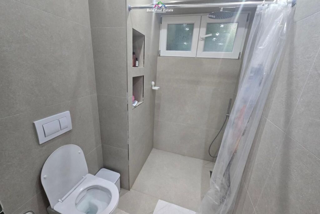 Apartament Ne Shitje 2+1 Ne Brryl (ID B121216) Tirane