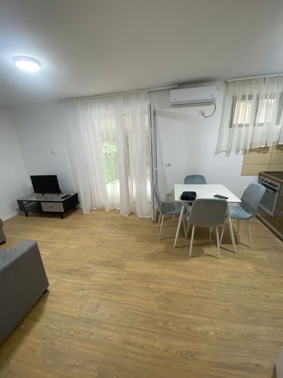 Jepet me Qera 1+1+Verande 21 Dhjetori